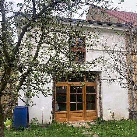 Stare Dekanstvi Apartmán Utery
