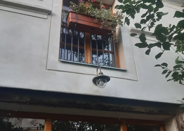 Stare Dekanstvi Utery